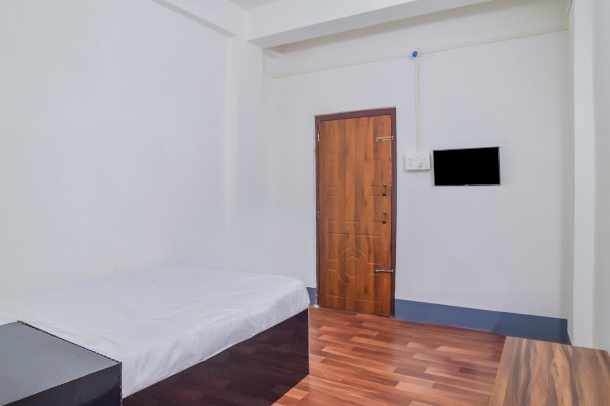Hotel O Dc Lodge Kaharpara Экстерьер фото